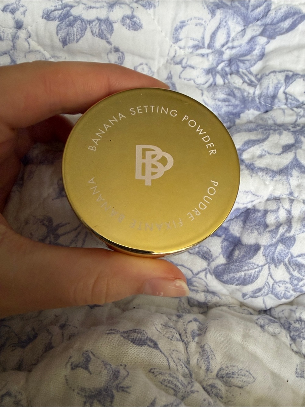 Banana Setting Powder - Gold Compact by